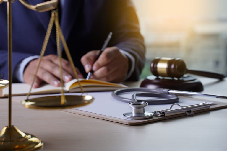 medical malpractice lawyer